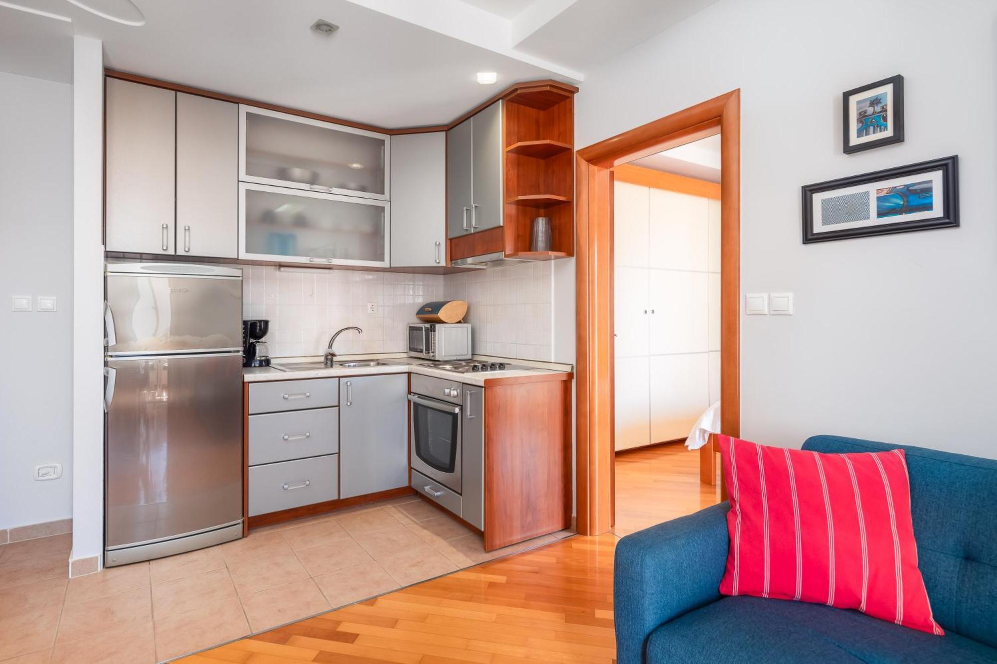 Brkic Apartments With Private Parking Makarska Extérieur photo