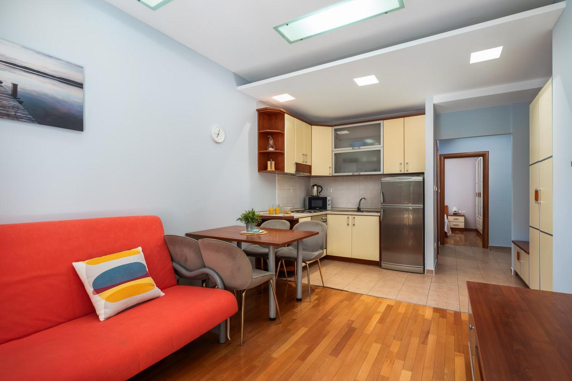 Brkic Apartments With Private Parking Makarska Chambre photo